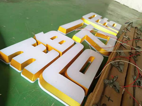 迷你发光字的简介  迷你发光字制作案例